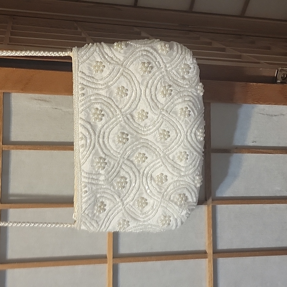 Women/Teen/Child White Beaded Shoulder Bag with Rope Strap by Carolyne Barton